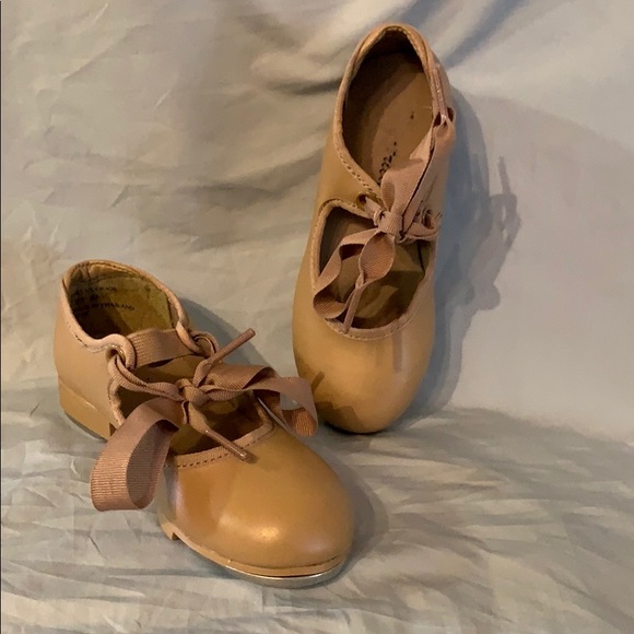 tap shoes for toddler. Size 9 m. - Picture 3 of 3
